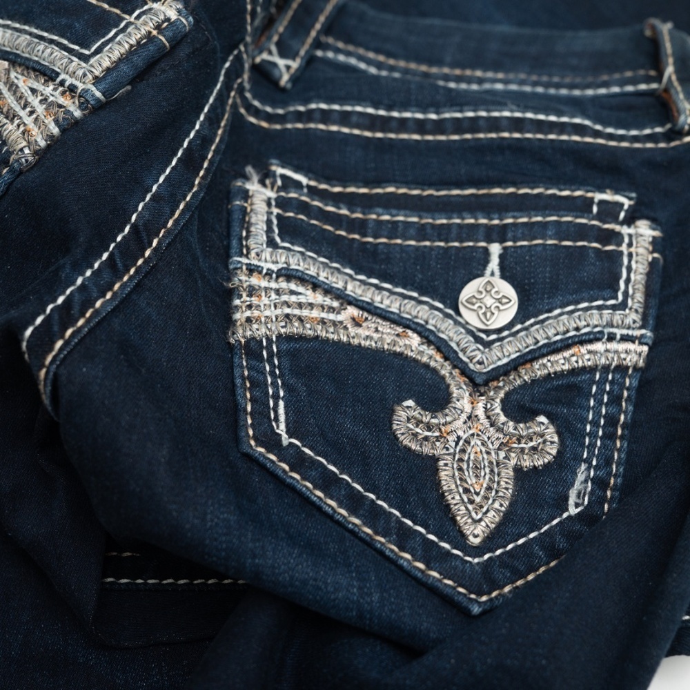 Rock Revival Yara Cuffed Stretch Capri Jeans - Picture 10 of 13